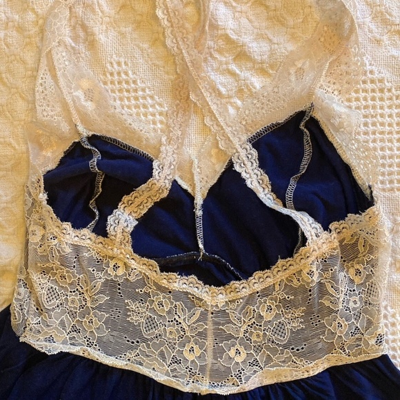 Anthropologie Lace-Embellished Chemise V-neck Navy Blue Rayon Slip by Bordeaux - Picture 6 of 9